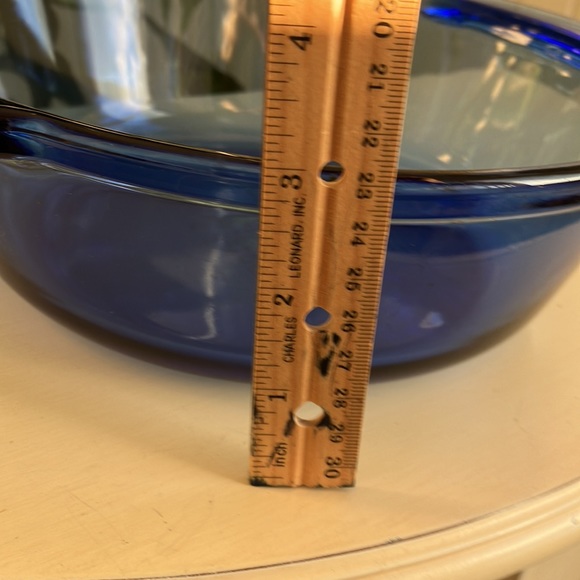Cobalt Blue Anchor Hocking 2 Quart Casserole With Tab Handles - Picture 6 of 9